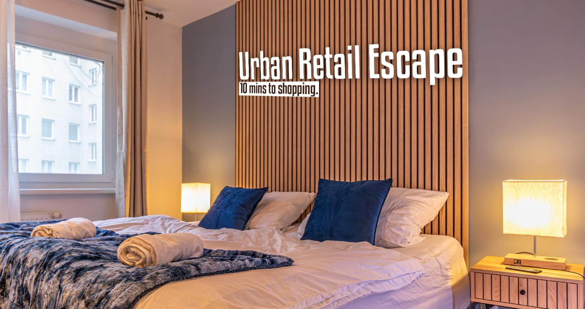 Superb Fully Equipped Apartment, 9 Min To City Center Via Metro Wina Bagian luar foto
