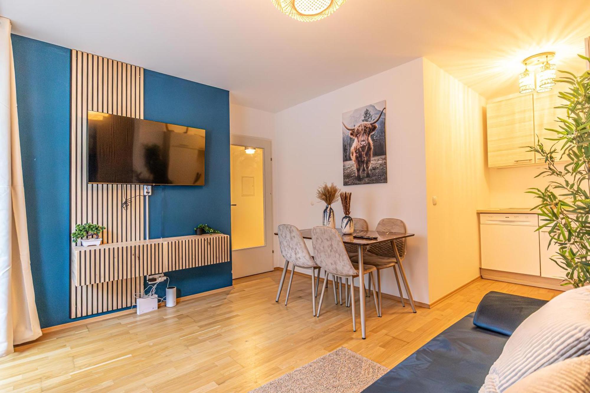 Superb Fully Equipped Apartment, 9 Min To City Center Via Metro Wina Bagian luar foto
